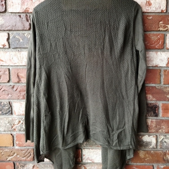 DKNYC sweater - Picture 4 of 4